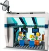 A LEGO City space center playset with two minifigures. Podgląd zdjęcia produktu