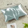 2er Set Satin Kissenbezug Grün 40x80 mit Haargummis Produktbild-Vorschau 4