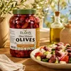 Elaion Kalamata Oliven 1,6 kg Glas serviert mit Salat Produktbild-Vorschau