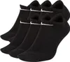 A pack of six black Nike no-show socks with white Nike logos. Produktbild-Vorschau