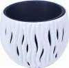 A white planter with a wavy, textured exterior and a black interior. Voir les images du produit