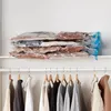 Sacs de rangement sous vide jumbo Amazon Basics avec pompe Voir les images du produit 6