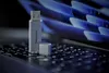 Memoria USB 3.2 de 32 GB, línea Ultra, color plateado Vista previa de la imagen del producto 10