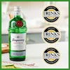 A bottle of Tanqueray London Dry Gin is displayed with three award stickers. Produktbild-Vorschau