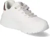 A white sneaker with bronze accents. Voir les images du produit