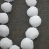 Kaemingk Weinachtsdeko Schneeballgirlande Weiß Ø 4 cm Länge Produktbild-Vorschau 2