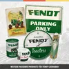 A collage of nostalgic Fendt tractor-themed merchandise, including a tin, mug, clock, thermometer, and signs. Voir les images du produit