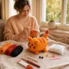 Kit per realizzare all'uncinetto una gattina arancione Anteprima dell’immagine prodotto 12