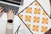MuchoWow® Laptop Hülle 15 Zoll Muster - 70er Jahre - Blumen Produktbild-Vorschau 2