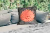 MuchoWow® Outdoor Kissen - Blumen - Orange - Schwarz - Weiß Produktbild-Vorschau 2
