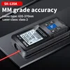 A laser distance measurer is shown on a dark surface with a red laser beam emitting from it. Text overlays highlight its features and specifications. Produktbild-Vorschau