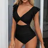 Jednodílné plavky monokini - Stahovací černé plavky - Náhled obrázku produktu 4