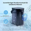 A water filter pitcher shown being splashed with water, with text overlays highlighting its features and water resistance. Anteprima dell’immagine prodotto