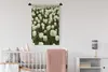 MuchoWow® Wandteppich Wandbehang Weiße Tulpen auf einem Produktbild-Vorschau 2