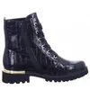 A black boot with a crocodile-like texture and gold accents. Produktbild-Vorschau