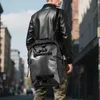 VEVOR - Maleta trasera para motocicleta (30 L) con funda Vista previa de la imagen del producto 9