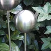 Rosenkugel 10 cm Edelstahl matt gebürstet mit Stab 80 cm Produktbild-Vorschau 4