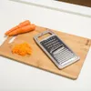 Prostorově úsporné kuchyňské struhadlo se třemi čepelemi Náhled obrázku produktu 4