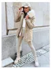 Dstreet. Parka para mujer, color beige, talla L Vista previa de la imagen del producto 2