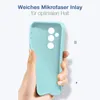 A hand holding a light blue phone case, with text describing its features. Produktbild-Vorschau