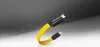 A product shot of a USB-C cable with a yellow cable and black connectors, set against a gradient background. Anteprima dell’immagine prodotto