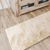 Dywan ze sztucznego futra Interiyou Fargo, beżowy, 80 x 300 Podgląd zdjęcia produktu 3