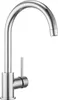 A studio shot of a chrome kitchen faucet against a white background. Anteprima dell’immagine prodotto