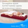 A woman sleeps on a red three-part folding mattress with a white duvet and pillow. Text overlays provide product information. Anteprima dell’immagine prodotto