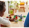 LEGO® Jurassic Wor 76963 Centre de secours pour bébés Voir les images du produit 26
