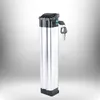 A silver cylindrical battery pack with a black top and a key inserted into a lock on the top. Anteprima dell’immagine prodotto