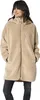 A woman wearing a beige sherpa jacket. Produktbild-Vorschau