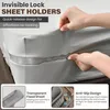 Hands demonstrating how to attach sheet holders to a mattress. Produktbild-Vorschau