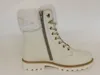 A side view of a white boot with fur trim. Produktbild-Vorschau
