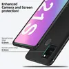 A close-up of a black phone case on a white background, highlighting its protective features. Anteprima dell’immagine prodotto