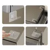 Collage showing the installation and use of refrigerator hanging shelves. Anteprima dell’immagine prodotto