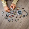 LEGO 75319 Star Wars La forge mandalorienne de l'armurière, Voir les images du produit 18