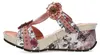 Laura Vita Damen Pantolette mit Nieten Plateau und Produktbild-Vorschau 3