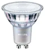 A studio shot of a Philips LED spotlight bulb against a white background. Voir les images du produit