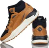 A pair of Puma X-Ray Speed Mid WTR shoes are shown against a white background. Voir les images du produit