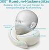 A 3D render of a white neck pillow shown around a mannequin head, with blue lines indicating support. Produktbild-Vorschau