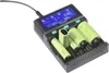 A battery charger with multiple batteries inserted, displaying charging information on a screen. Produktbild-Vorschau