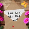 Mr. & Mrs. Panda Glückwunschkarte Spruch Arzt mit Herz - Produktbild-Vorschau 3