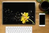 MuchoWow® Laptop Aufkleber Sticker Cover Eine orangefarbene Produktbild-Vorschau 2