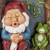 Relaxdays Zwerg mit Fenster, wetterfeste Gartendeko, Produktbild-Vorschau 9