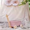 WikliBOX - Wiklinowy wózek na zabawki w kolorze różowym. Podgląd zdjęcia produktu 2