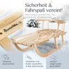 A wooden sled in a snowy environment, with text overlays highlighting features. Produktbild-Vorschau