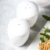 Ensemble sel et poivre Wilmax en porcelaine blanche Voir les images du produit 2