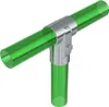 A 3D rendering of a T-shaped pipe fitting connecting two green pipes. Produktbild-Vorschau