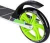 A close-up view of the rear wheel and deck of a green and white scooter. Voir les images du produit
