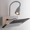 Wandapplikation aus Metall mit flexiblem Leuchtarm und Produktbild-Vorschau 7